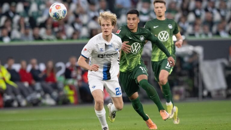 Wolfsburg verpasst Hinspiel-Sieg gegen Paderborn