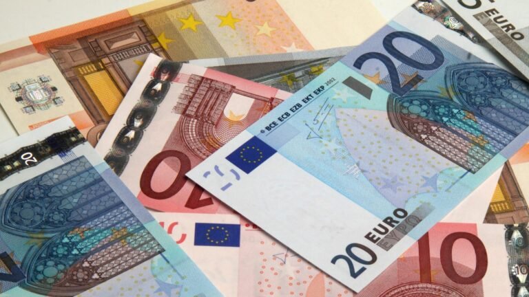 Bundestag – SPD schlägt Verzicht auf Diätenerhöhung für Abgeordnete vor