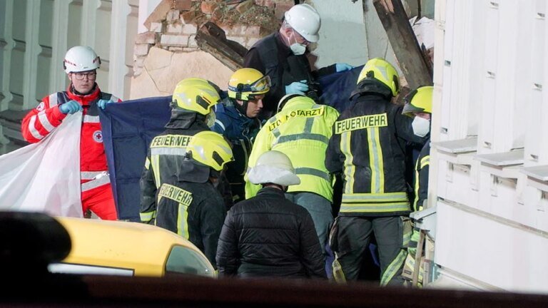 Hauseinsturz in Görlitz: Tote Frau in Trümmern gefunden