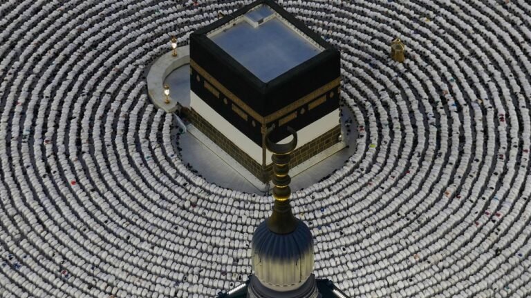 Millionen Muslime pilgern trotz Iran-Krieg nach Mekka