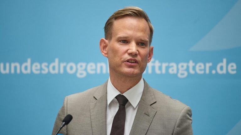 Interview – Drogenbeauftragter Streeck für Schulfach „Gesundheitskompetenz“ und mehr gesundheitliche Prävention