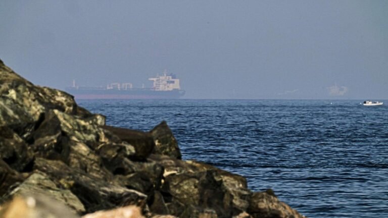 Iran-Liveblog: ++ Briten warnen Handelsschiffe ++