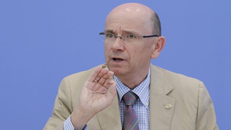 Deutsche Stiftung Patientenschutz wirft Bund Plünderung der Pflegeversicherung vor