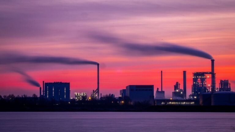 Erstes Wachstum seit 2023: Deutsche Industrie steigert Umsatz