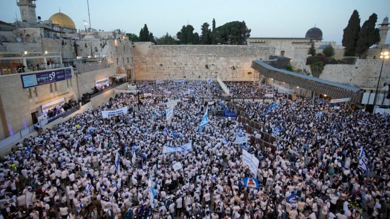 Zehntausende bei nationalistischem Flaggenmarsch in Jerusalem