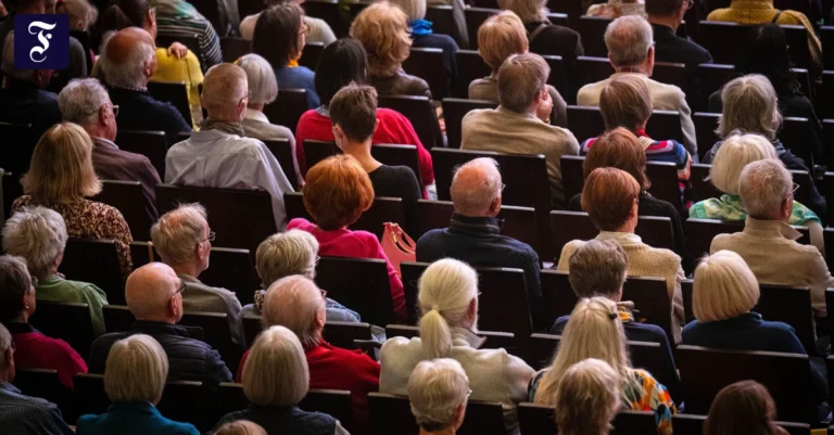 Deutschland-Liveblog: Kommission will angeblich Rente mit 70 empfehlen