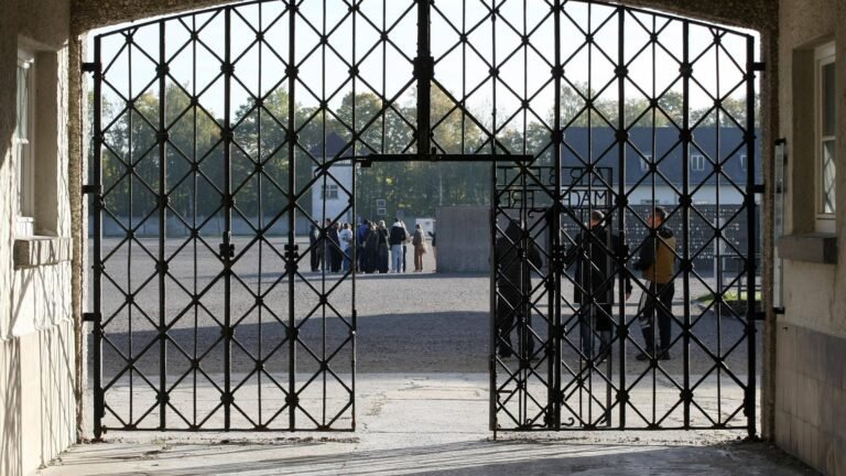 Gedenken – KZ-Gedenkstätte Dachau erinnert an Tag der Befreiung