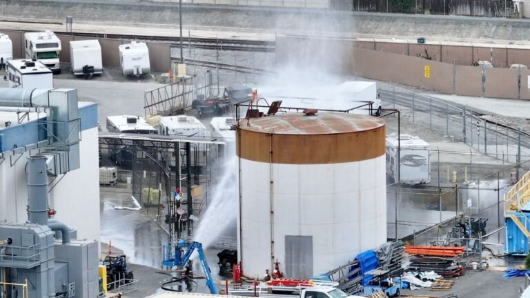 Notfall: USA: Lagertank droht zu explodieren – Zehntausende evakuiert