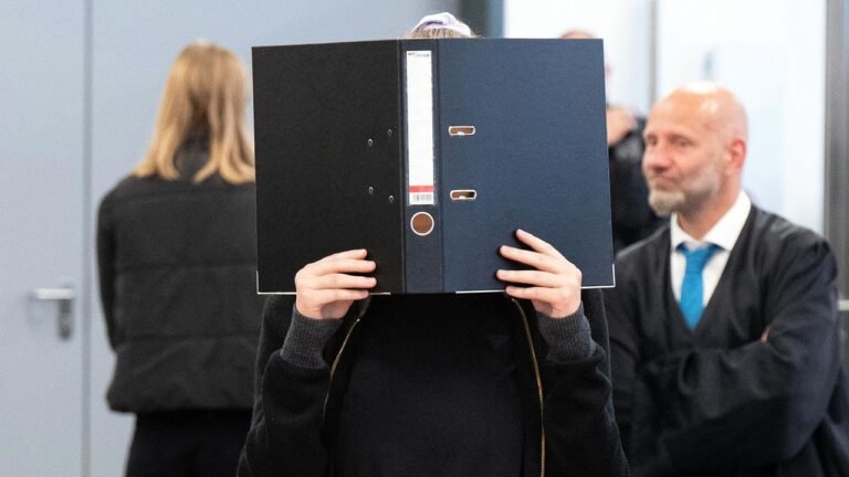 Lina E. wird vorzeitig aus Haft entlassen