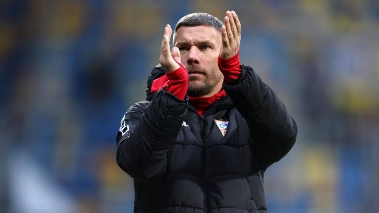 Lukas Podolski beendet seine Fußball-Karriere