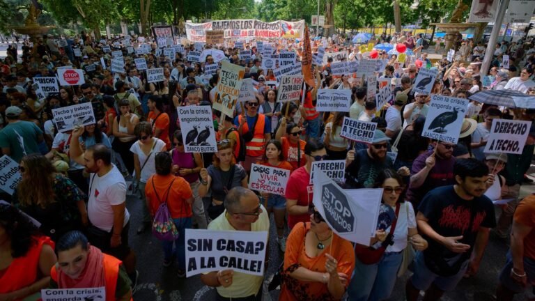 Zehntausende demonstrieren in Madrid gegen hohe Mieten und Wohnungsmangel