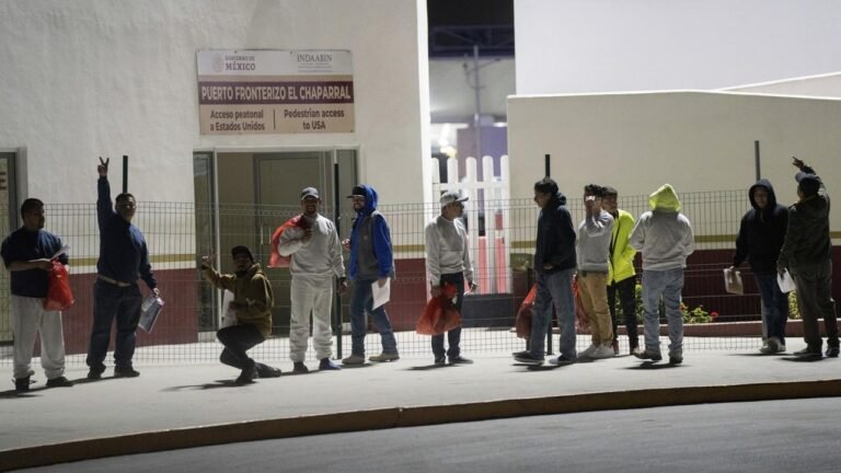 Im Niemandsland in Mexiko – aus den USA abgeschobene Migranten