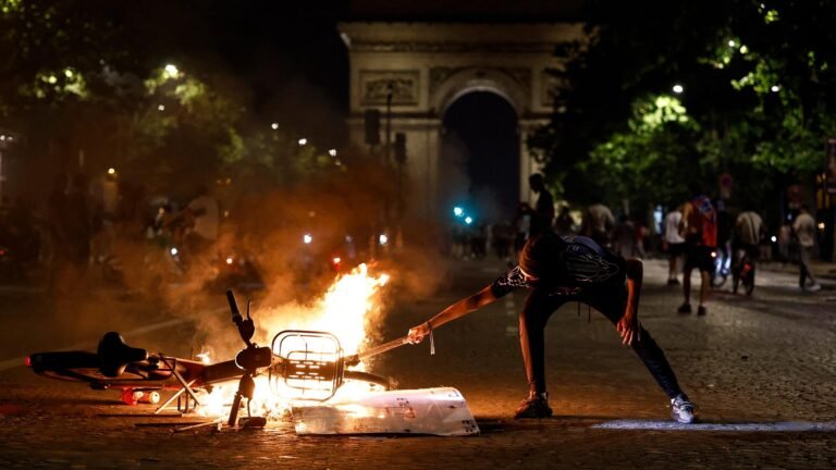 Hunderte Festnahmen und viele Verletzte bei Champions-League-Krawallen in Frankreich