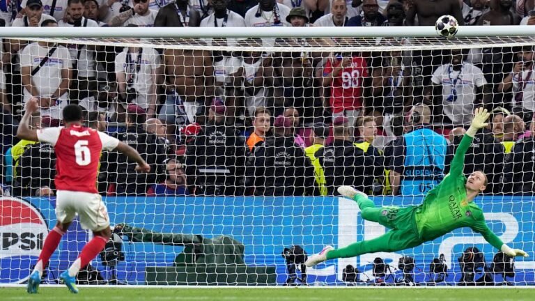 PSG schlägt Arsenal im Elfmeterschießen