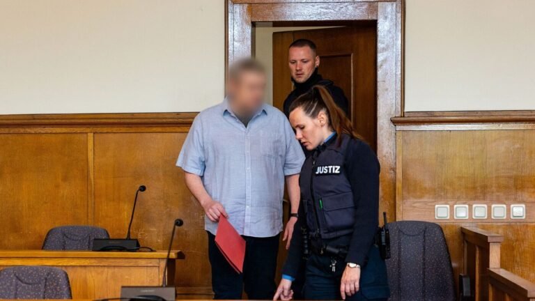 Prozessauftakt: Getöteter Gerichtsvollzieher – grausame Details enthüllt