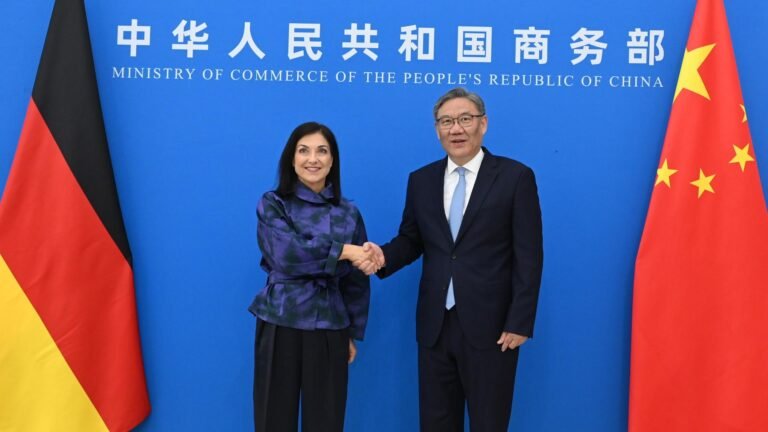Reiche pocht in Peking auf verlässliche Rohstoff-Zugänge