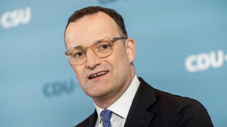 Spahn will an Erhöhung der Abgeordnetendiäten festhalten