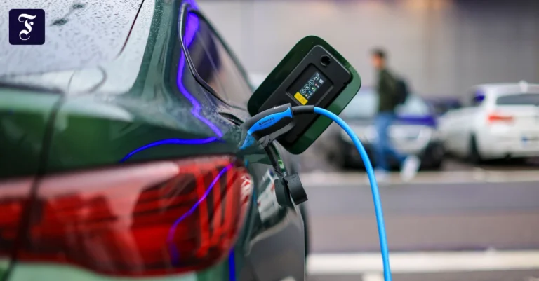 Neue Kaufprämie für E-Autos in Kraft: Lohnt sich jetzt der Umstieg?