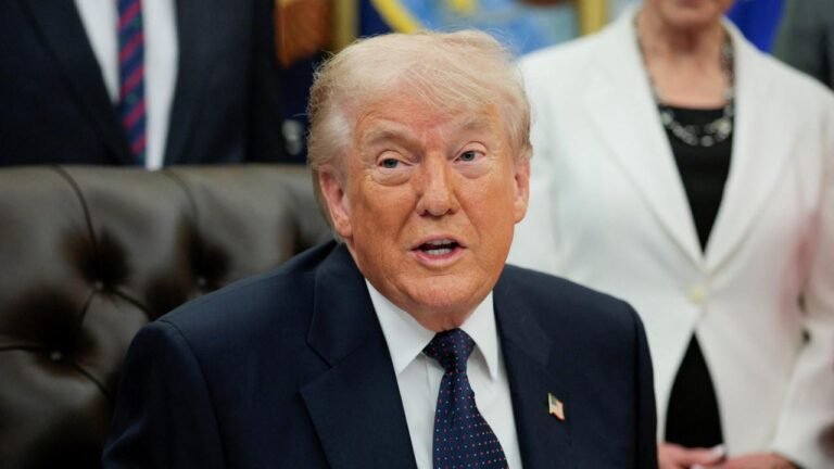 Trump pausiert US-Hilfe für Schiffe in der Straße von Hormus