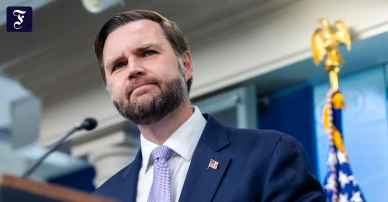 USA unter Trump: Vance: US-Truppenverlegung nach Polen verzögert sich