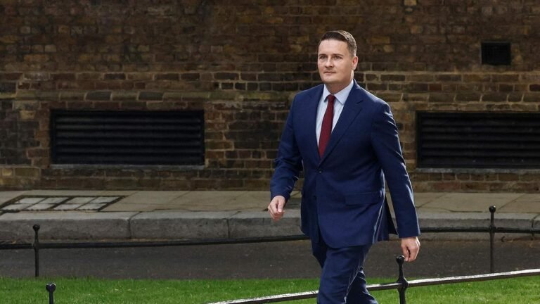 Großbritannien: Ex-Minister Streeting fordert Premier Starmer heraus