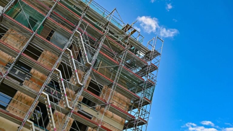 Zahl der Wohnungsfertigstellungen auf 10-Jahres-Tief