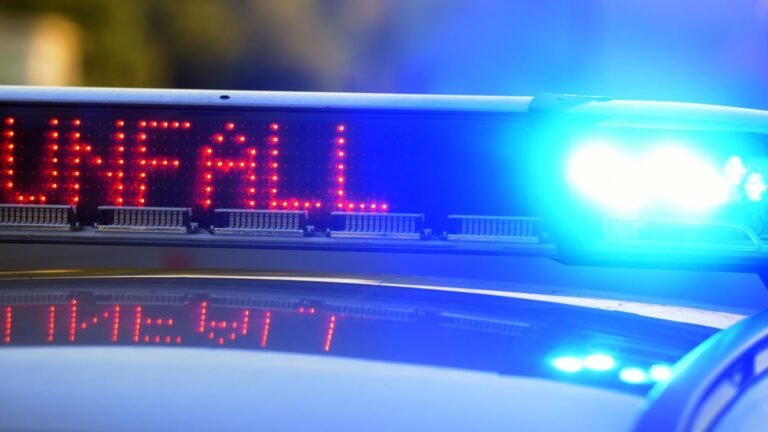 Unfall: Kollision mit Motorrad – 16-jähriger Rollerfahrer stirbt