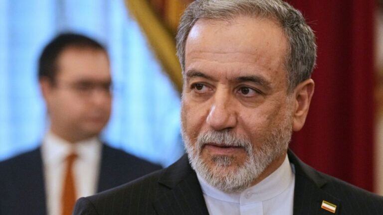 Außenminister Araghtschi: Iran wird „keinen Angriff unbeantwortet lassen“