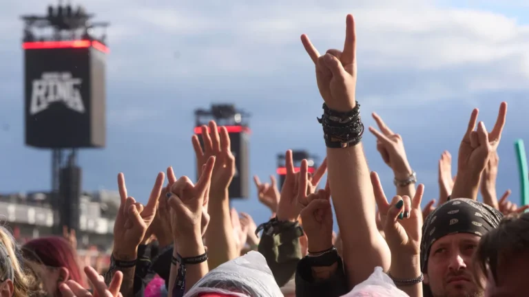 Musikfestival: Rock am Ring: Der Metal-Gruß und seine vielen Bedeutungen
