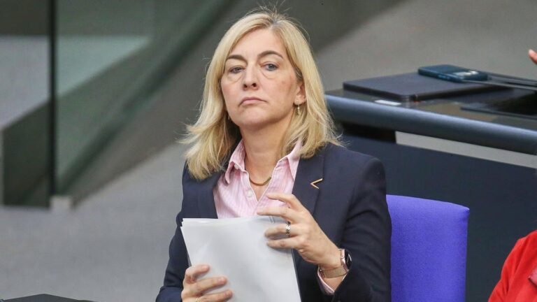Warkens Pflegereform: Experte bezeichnet Pläne als „Katastrophe“