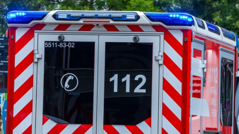 Unfälle: Radfahrer stirbt nach Zusammenstoß mit Straßenbahn