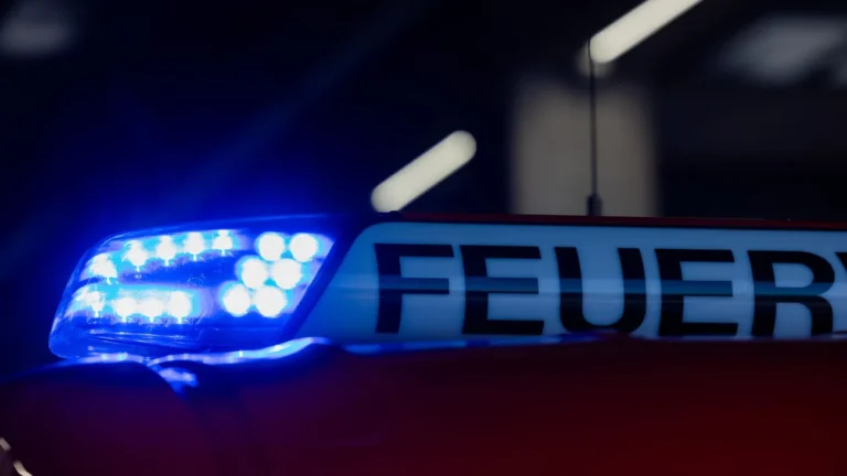 Brände: Feuer am S-Bahnhof Harburg – Bahnen fahren wieder