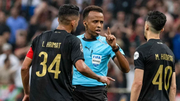 Fußball-WM: Nach US-Verbot: Schiri Artan in Somalia begeistert empfangen