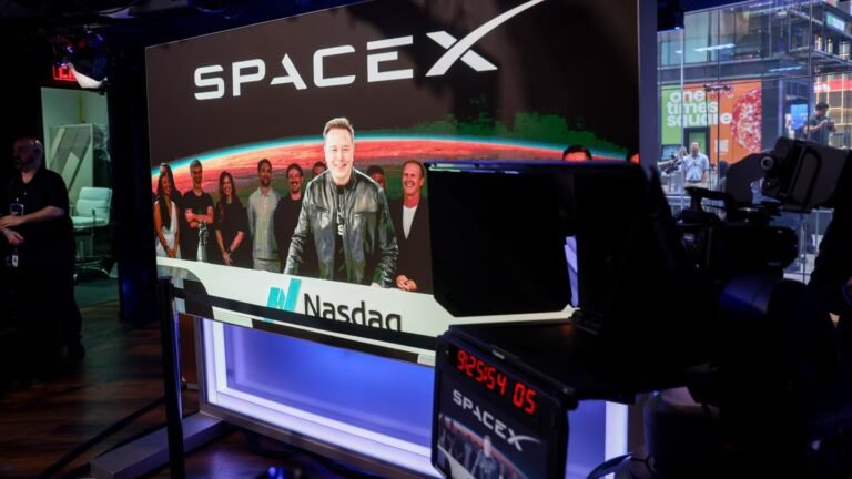 SpaceX-Aktie startet mit Kursplus und knackt die 2-Billionen-Dollar-Marke