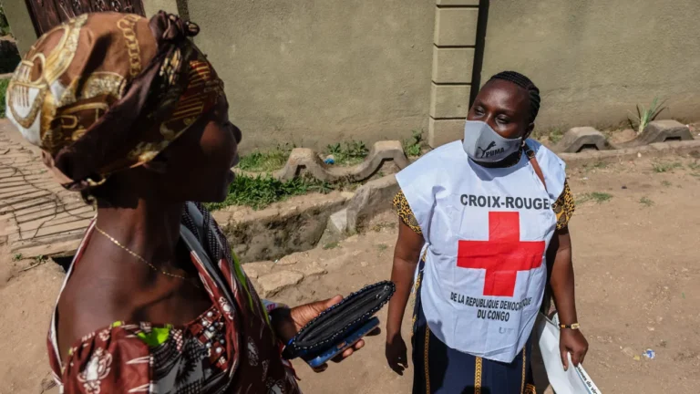 Demokratische Republik Kongo : Helfer kritisieren unzureichende Bekämpfung von Ebola