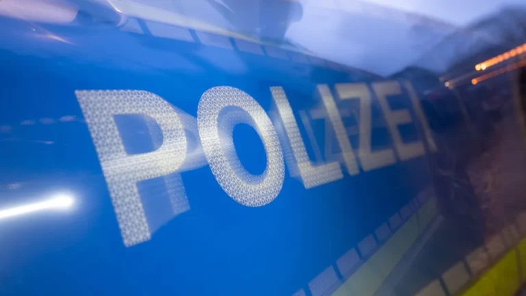 Notfall: Totes Kind in Auto – Ermittlungen wegen fahrlässiger Tötung