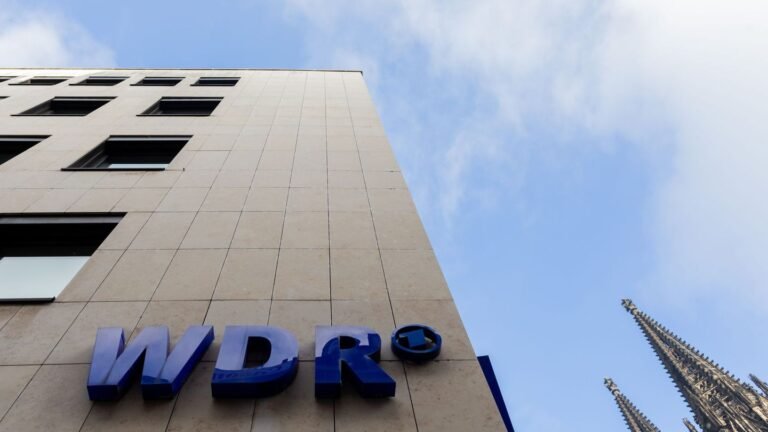 Tarifverhandlungen: Programmeinschränkungen beim WDR wegen Warnstreiks