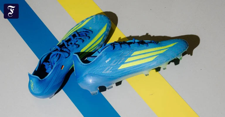 Fußball-WM Die Schuhfabrik der Fußballstars