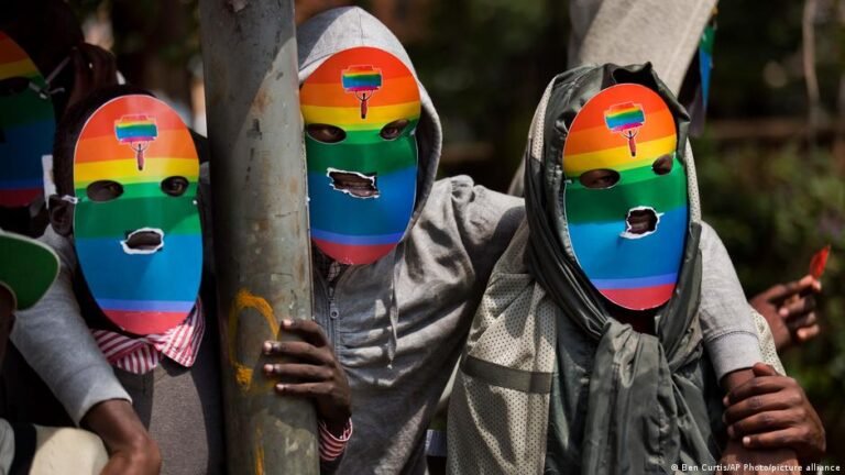 Geldnöte bei Angeboten für LGBTQ-Personen