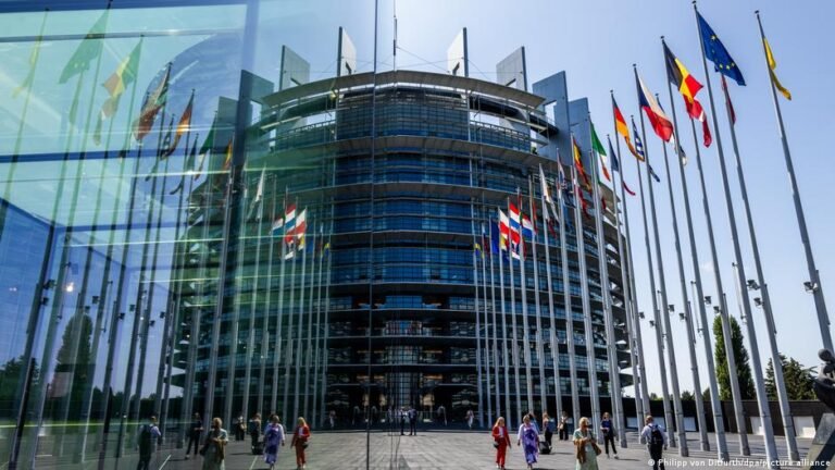 EU macht Weg frei für Abschiebezentren in Drittstaaten