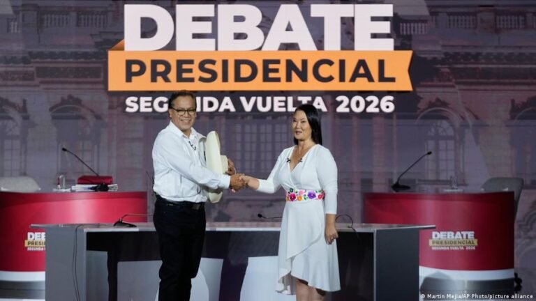 Peru bekommt seinen neunten Präsidenten in zehn Jahren