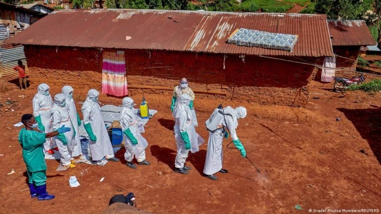 Wie Desinformation die Ebola-Bekämpfung im Kongo erschwert