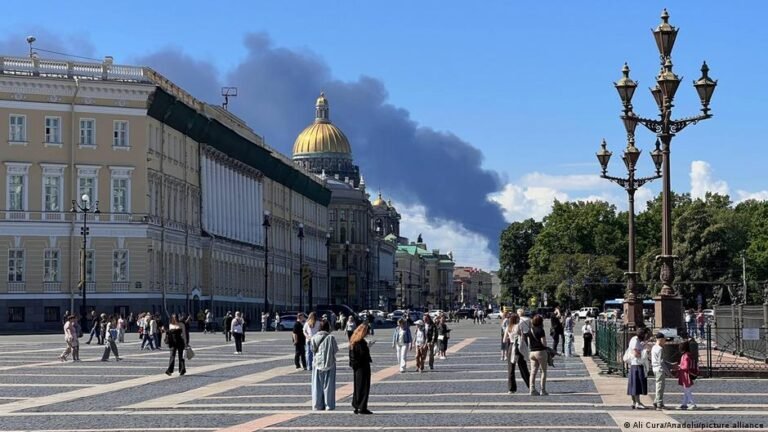 Ukraine wehrt sich mit Angriff auf St. Petersburg