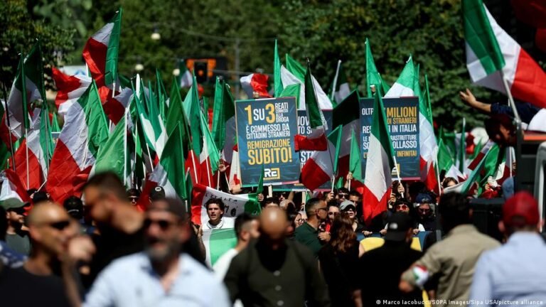 Rechtsextreme und Neofaschisten machen mobil