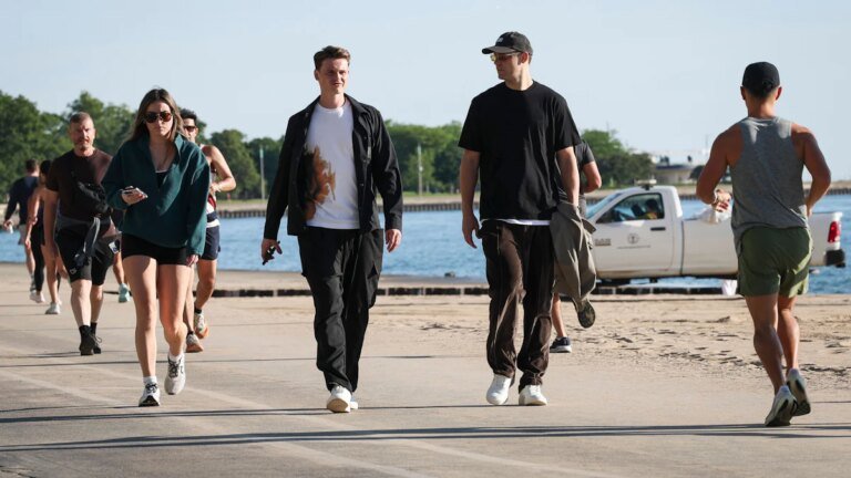 DFB-Team in Chicago gelandet: See, Sonne, Strand und ein sehnlichst erwarteter Stürmer – Sport
