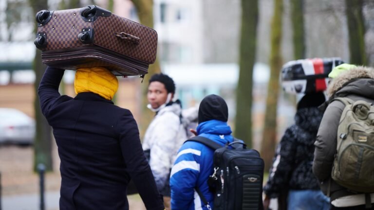 Statistik zum Weltflüchtlingstag – Mehr als vier Millionen Geflüchtete und Vertriebene lebten 2025 in Deutschland