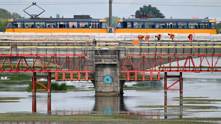 Sanierung der Infrastruktur: Ein zäher Anfang – Politik