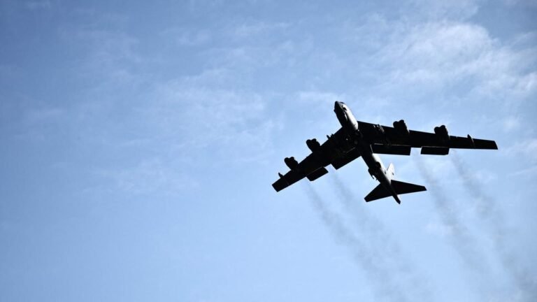 B-52-Bomber der US-Luftwaffe bei Testflug in Kalifornien abgestürzt