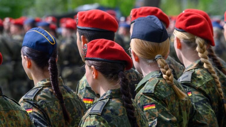 Frauen in der Bundeswehr: „Man ist Soldat, egal welches Geschlecht“