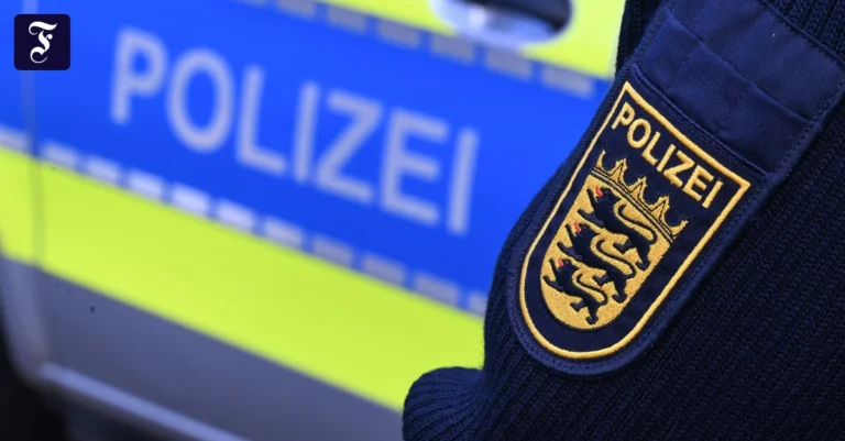 Kleinkind stirbt in Auto bei Stuttgart